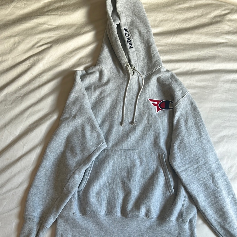 Champion Faze Hoodie (Size: Medium)